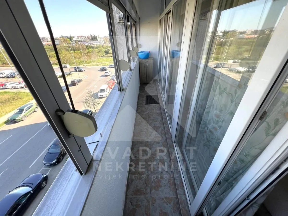 Rent, one bedroom apartment, 43m², 1 maj, Podgorica