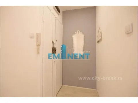 Rent, two bedroom apartment, 55m², Zeleni Venac, Beograd - image 13