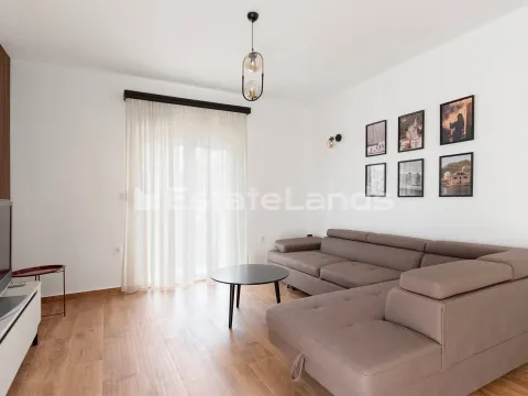 Rent, one bedroom apartment, 75m², Seljanovo, Tivat - image 3