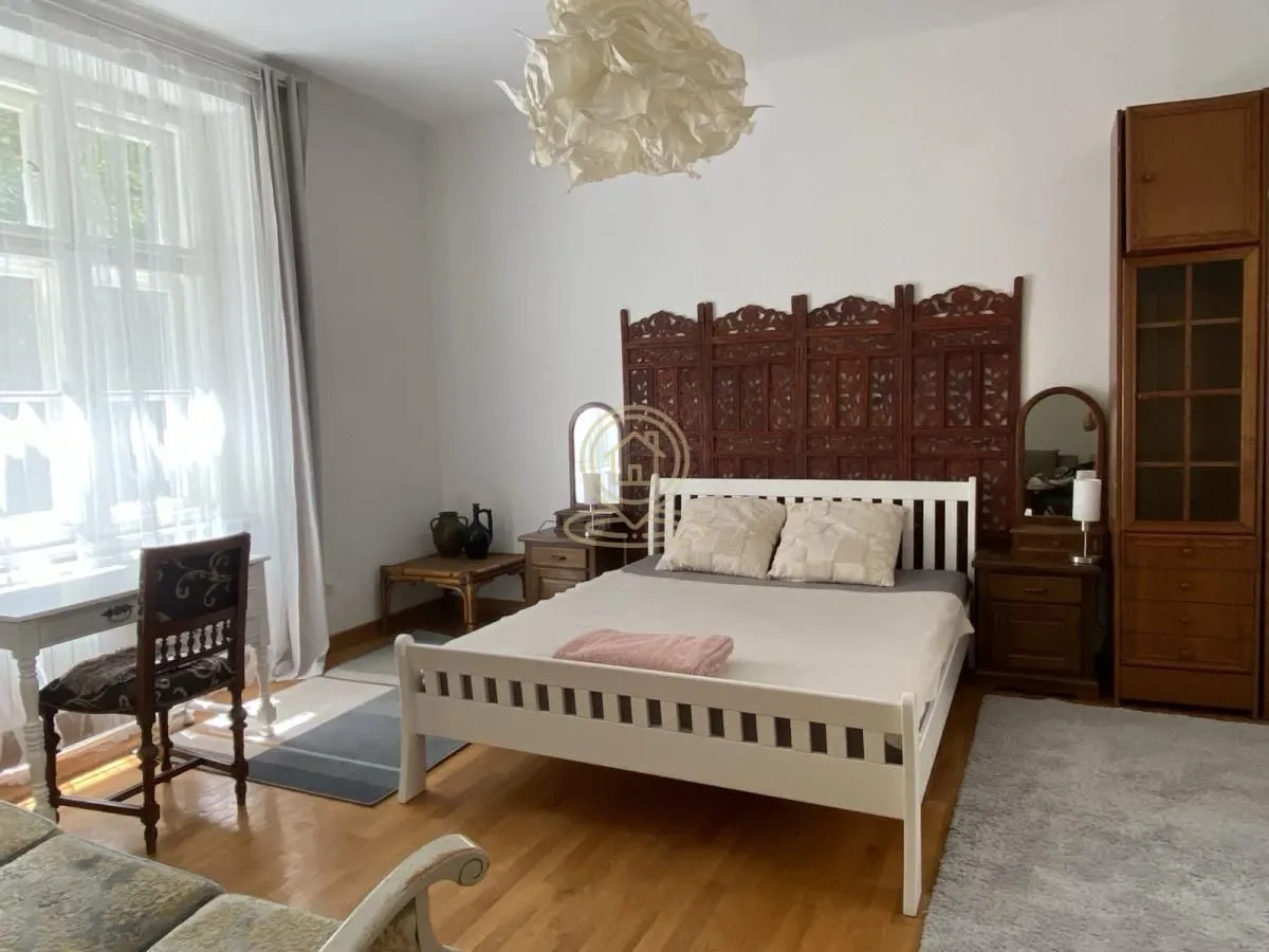 Izdavanje, dvosoban stan, 69m², Sava Mala, Beograd