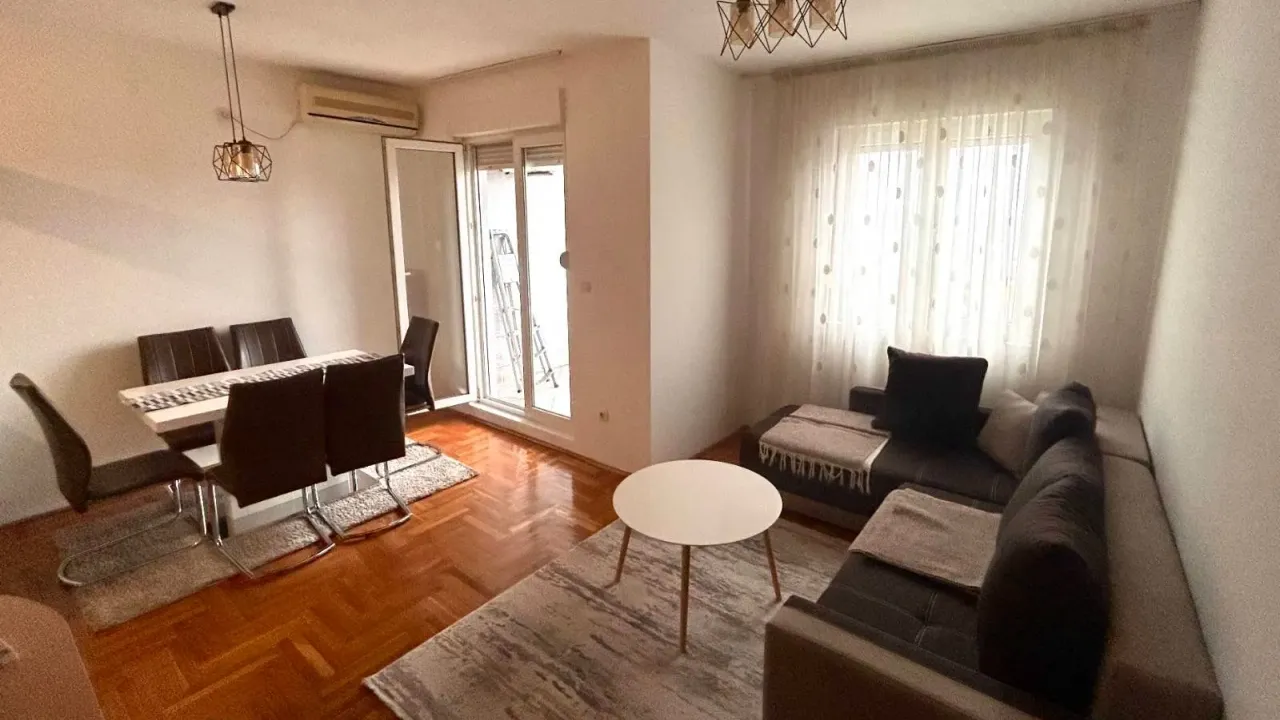Rent, one bedroom apartment, 48m², Stari Aerodrom, Podgorica