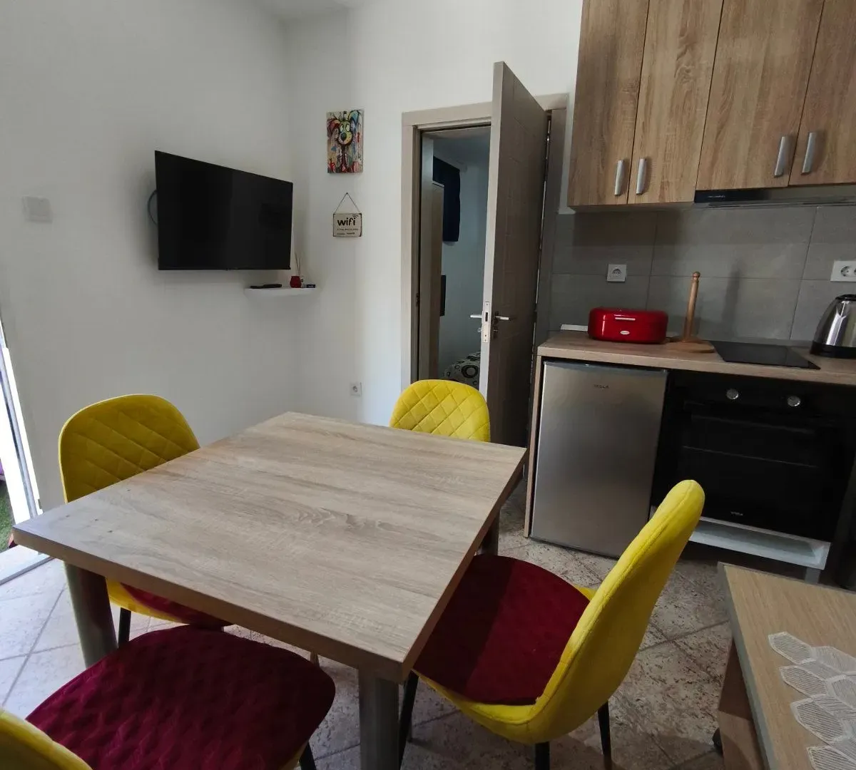 Stan-na-dan, jednosoban stan, 39m², Blok 9, Podgorica