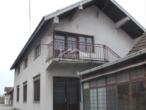 Sale, office space, 680m², Dobanovci, Surčin - image 1