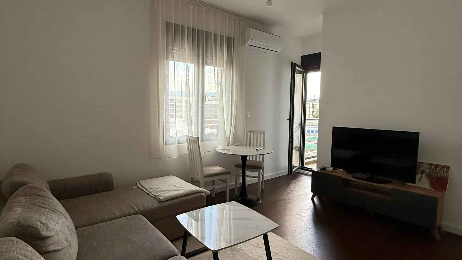 Rent, one bedroom apartment, 40m², City Kvart, Podgorica