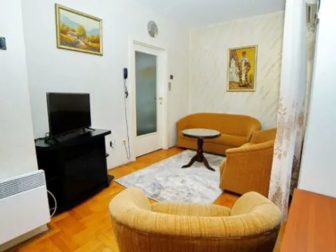 Izdavanje, jednosoban stan, 44m², Preko Morače, Podgorica - image 5