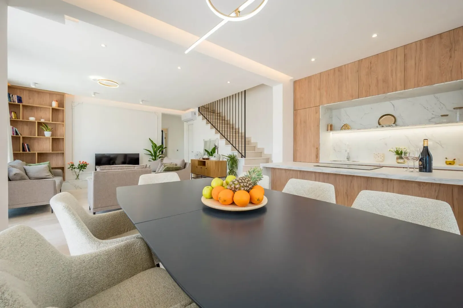 Prodaja, kuća, 250m², Mrčevac, Tivat