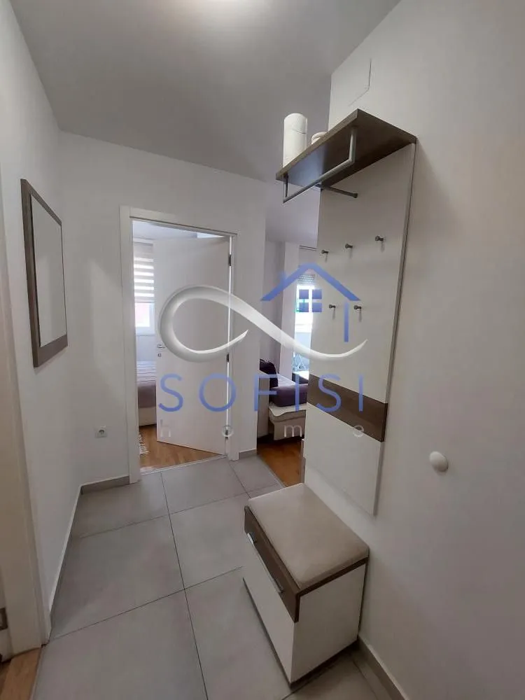 Izdavanje, jednosoban stan, 39m², Rotkvarija, Novi Sad Sve Podlokacije
