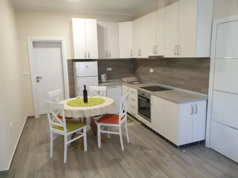 Rent, studio apartment, 32m², Seljanovo, Tivat - image 3