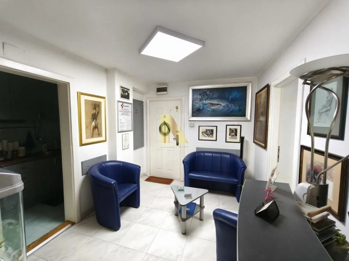 Rent, office space, 54m², Grbavica, Novi Sad Sve Podlokacije