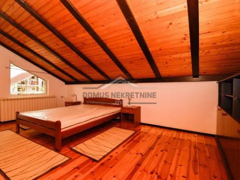 Izdavanje, kuća, 250m², Stari Aerodrom, Podgorica - image 9