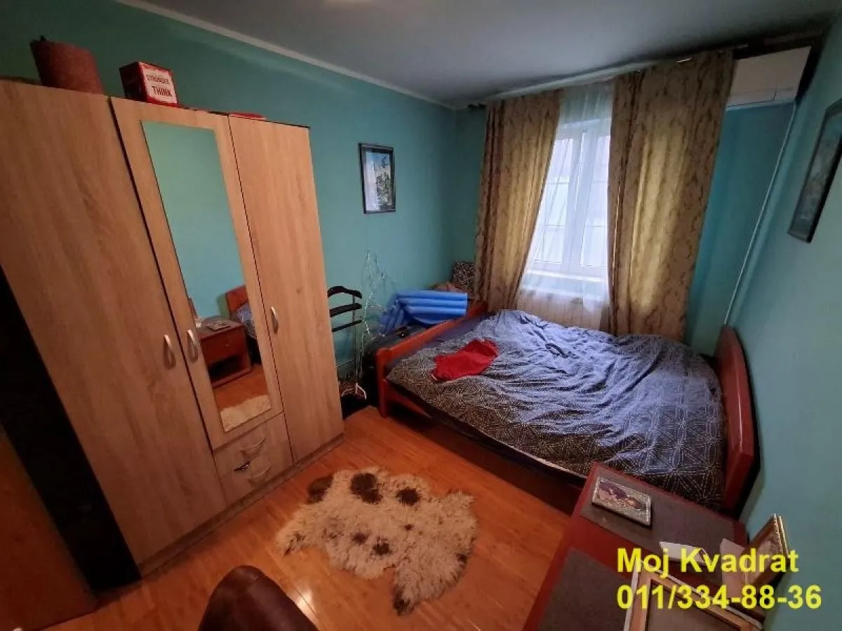 Sale, house, 300m², Sremčica, Beograd