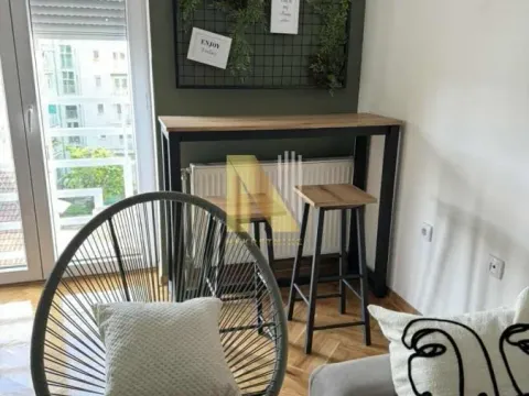 Rent, studio apartment, 28m², Centar, Novi Sad - image 6