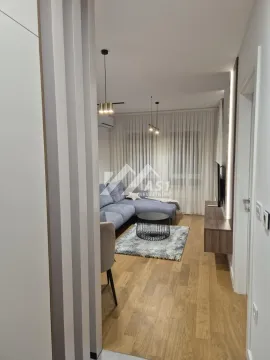 Izdavanje, jednosoban stan, 36m², Bulevar Evrope, Novi Sad Sve Podlokacije - image 2