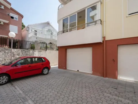 Prodaja, trosoban stan, 222m², Budva, Crna Gora - image 27