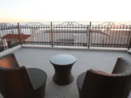 Izdavanje, kuća, 153m², Krimovica, Kotor - image 3