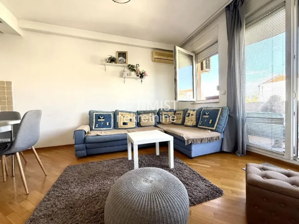 Rent, two bedroom apartment, 37m², Trošarina, Voždovac Sve Podlokacije