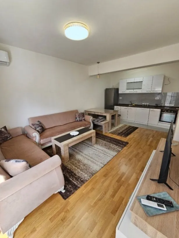 Izdavanje, jednosoban stan, 50m², Stara Varoš, Podgorica