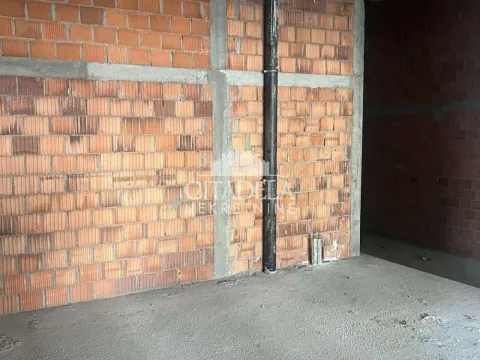 Izdavanje, poslovni prostor, 85m², Voždovac Sve Podlokacije, Beograd - image 8