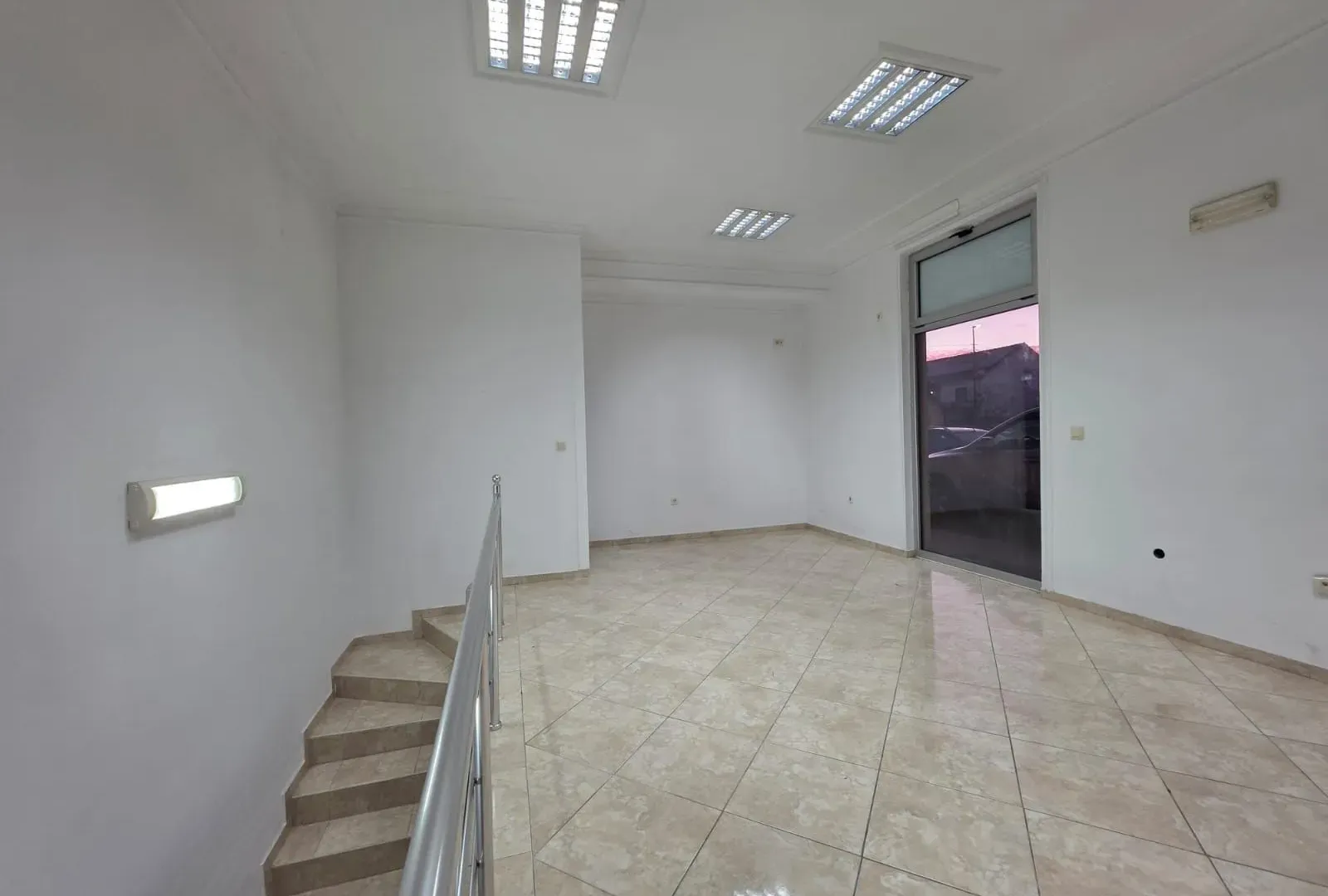Sale, office space, 82m², Podgorica, Crna Gora