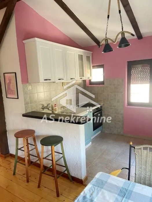 Rent, two bedroom apartment, 65m², Stari Grad, Beograd