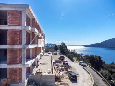 Prodaja, dvosoban stan, 77m², Topla, Herceg Novi - image 3