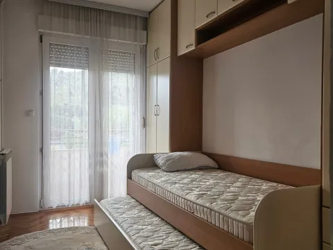 Izdavanje, dvosoban stan, 62m², City Kej, Podgorica - image 9