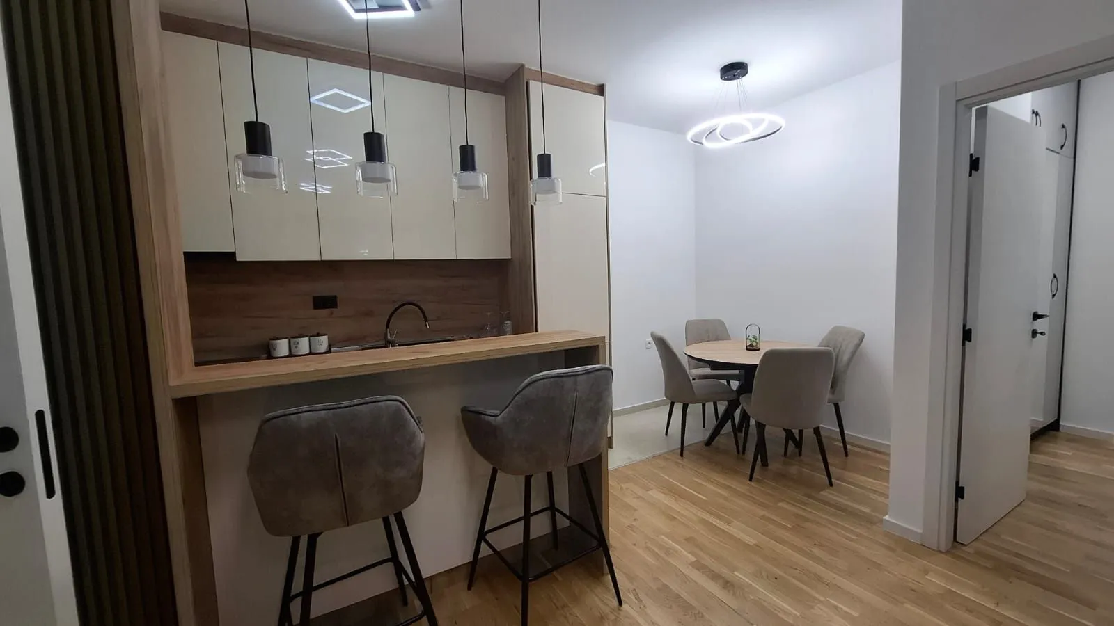 Rent, one bedroom apartment, 70m², Stari Aerodrom, Podgorica