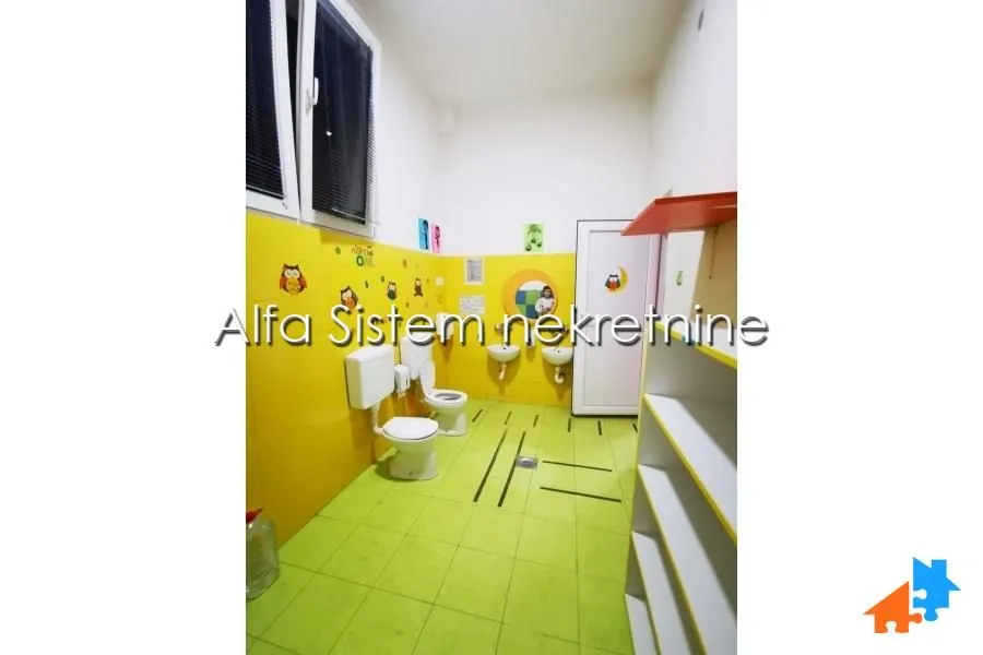Rent, house, 520m², Voždovac Sve Podlokacije, Beograd