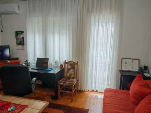 Izdavanje, jednosoban stan, 25m², Centar, Novi Sad - image 2