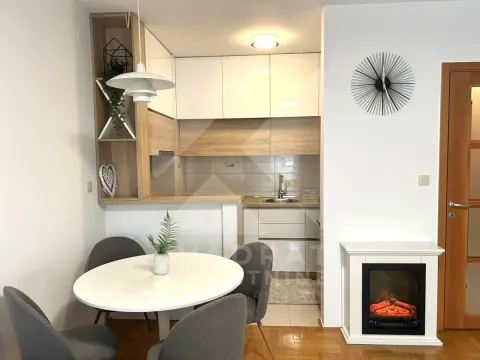 Rent, one bedroom apartment, 50m², Autobuska stanica, Podgorica - image 4