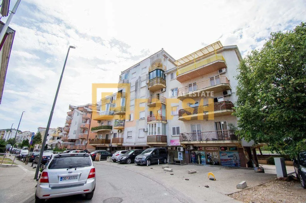 Izdavanje, poslovni prostor, 77m², Ljubović, Podgorica