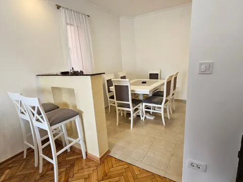 Izdavanje, dvosoban stan, 68m², Dalmatinska ulica, Podgorica - image 6