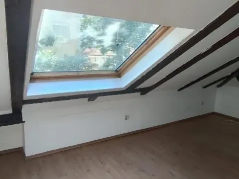 Izdavanje, kuća, 220m², Vukov Spomenik, Zvezdara Sve Podlokacije - image 12