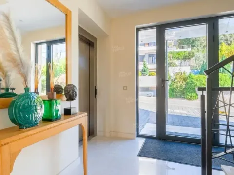 Prodaja, dvosoban stan, 100m², Tivat, Crna Gora - image 2