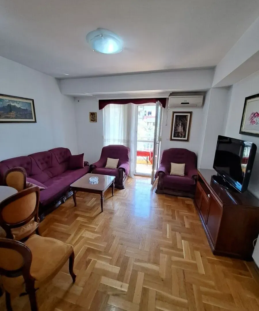 Rent, two bedroom apartment, 54m², Blok 9, Podgorica