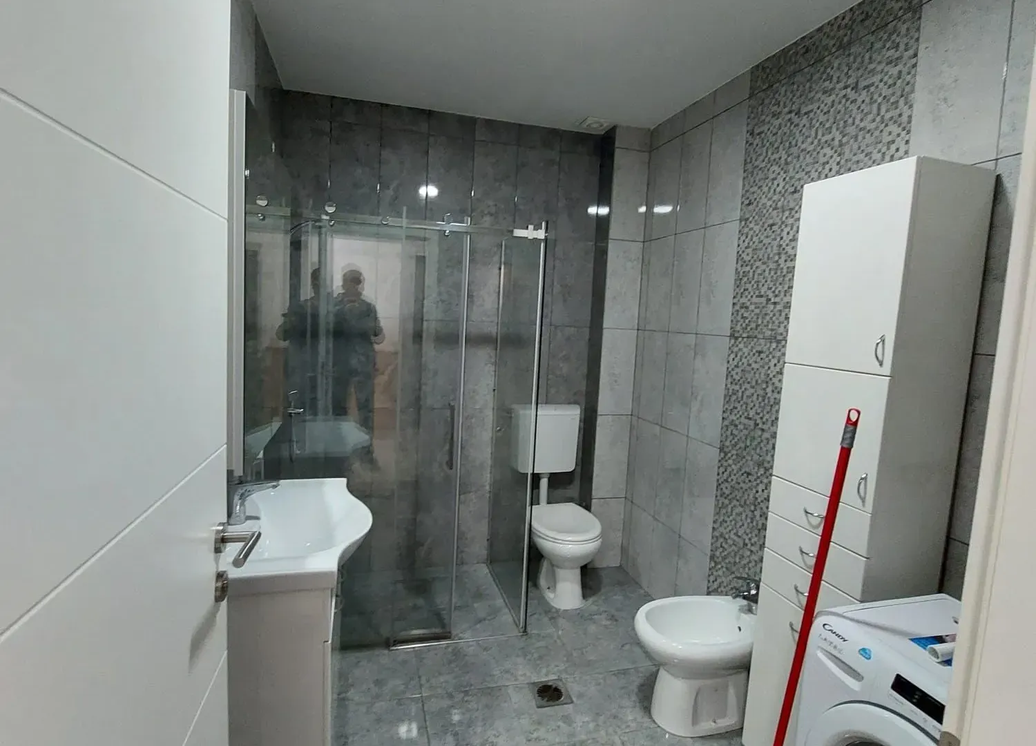 Izdavanje, trosoban stan, 80m², Centar, Loznica