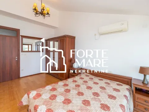 Prodaja, trosoban stan, 118m², Njivice, Herceg Novi - image 8