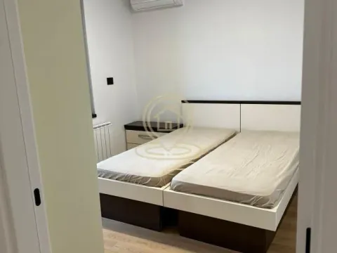 Rent, two bedroom apartment, 47m², Vračar Sve Podlokacije, Beograd - image 4
