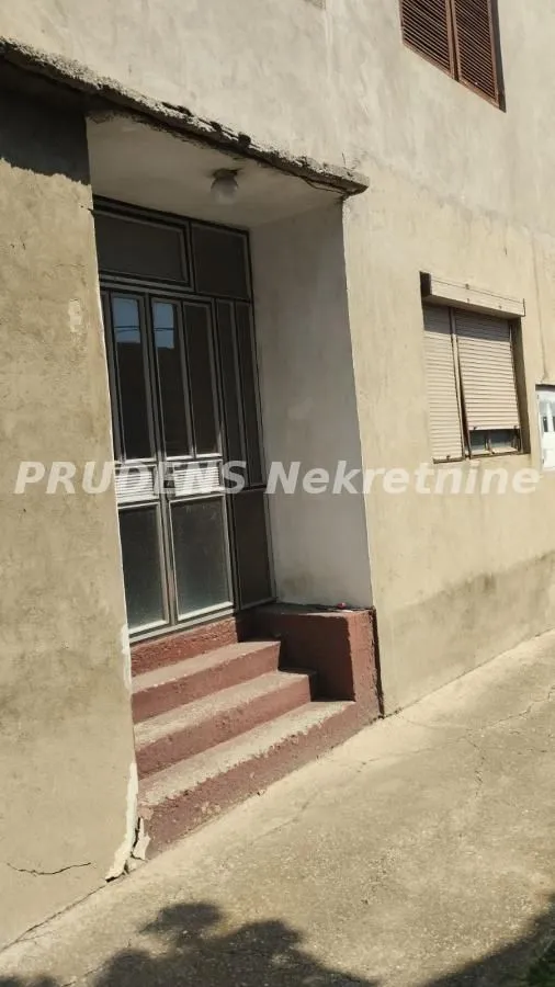 Sale, house, 300m², Dobanovci, Surčin
