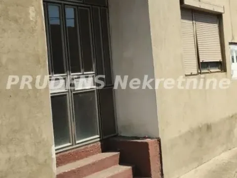 Sale, house, 300m², Dobanovci, Surčin - image 4