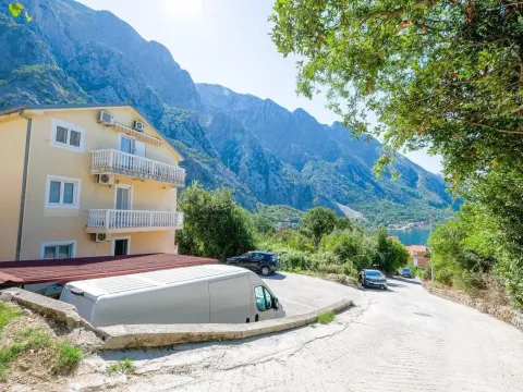 Prodaja, dvosoban stan, 53m², Orahovac, Kotor - image 8