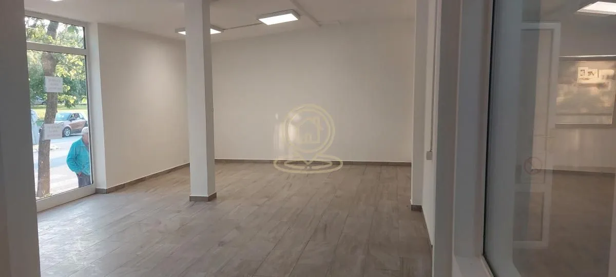 Rent, office space, 202m², Voždovac Sve Podlokacije, Beograd