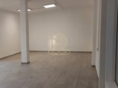 Izdavanje, poslovni prostor, 202m², Voždovac Sve Podlokacije, Beograd - image 12