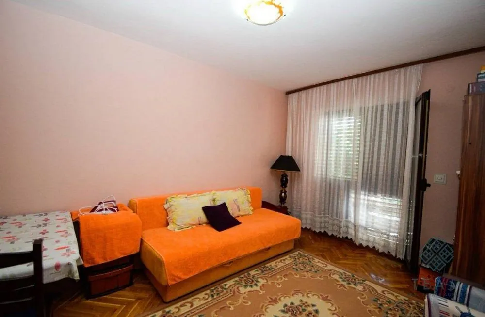 Prodaja, kuća, 300m², Stari Aerodrom, Podgorica