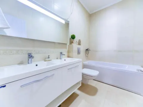 Rent, three bedroom apartment, 127m², Petrovac, Budva - image 7