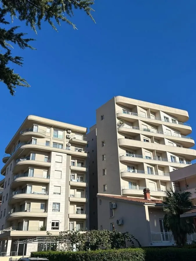 Sale, two bedroom apartment, 71m², Centar, Budva