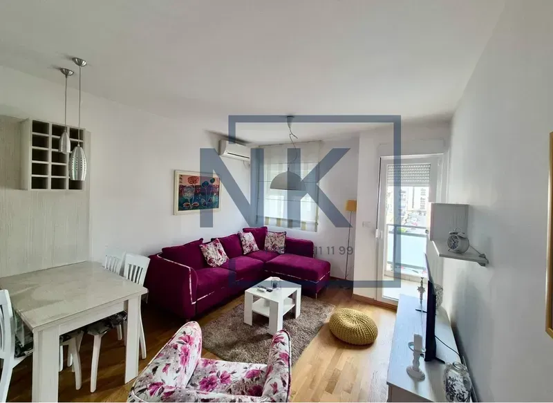 Izdavanje, jednosoban stan, 45m², City Kvart, Podgorica