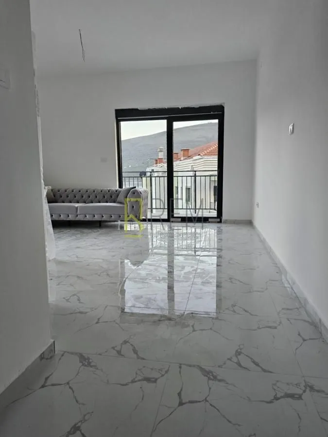 Prodaja, jednosoban stan, 49m², Đenovići, Herceg Novi