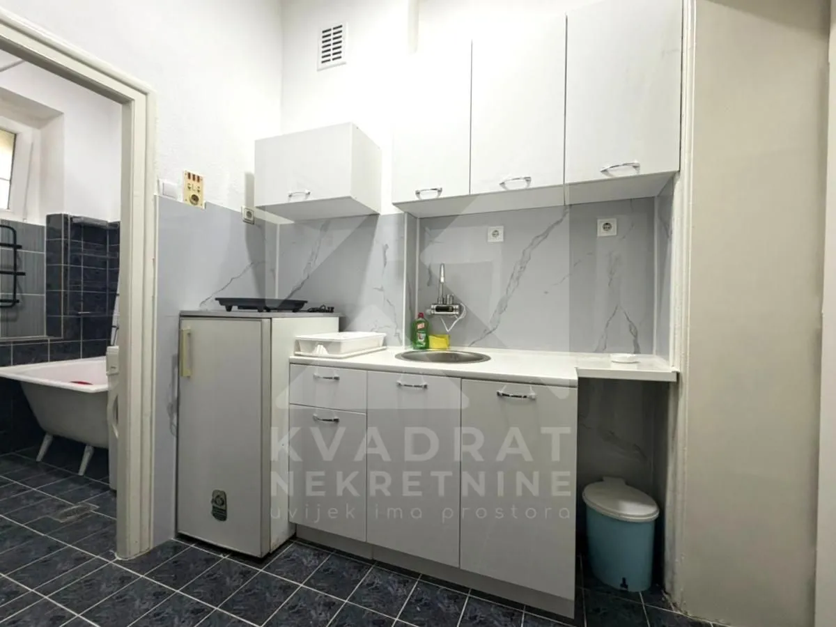 Rent, studio apartment, 27m², Centar, Podgorica