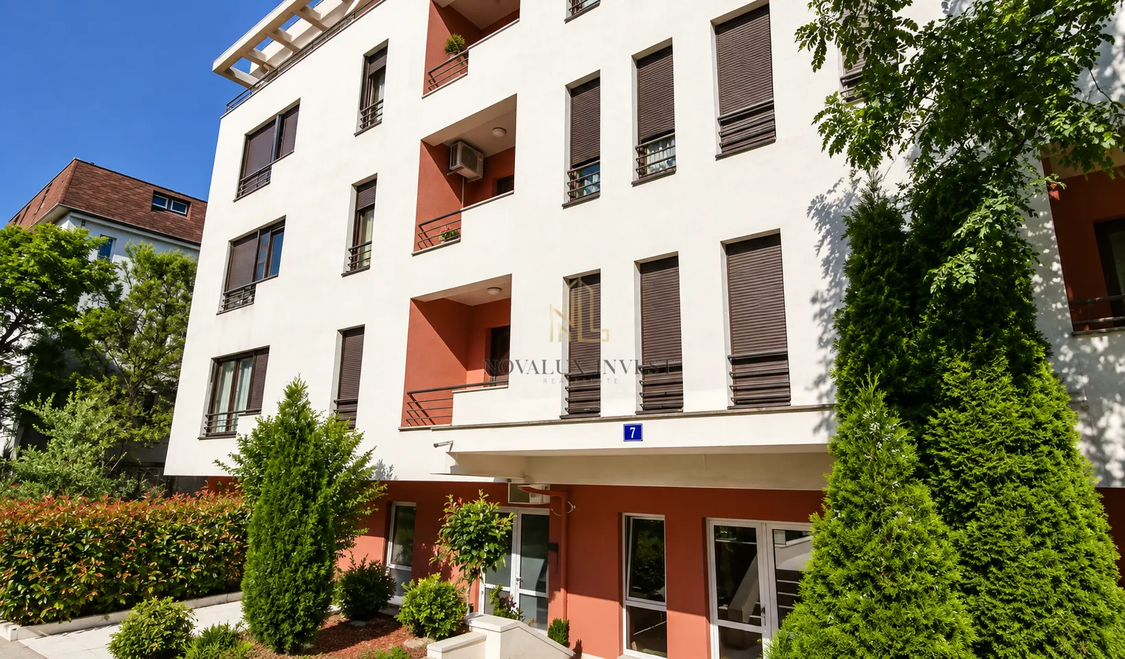 Prodaja, trosoban stan, 200m², Preko Morače, Podgorica